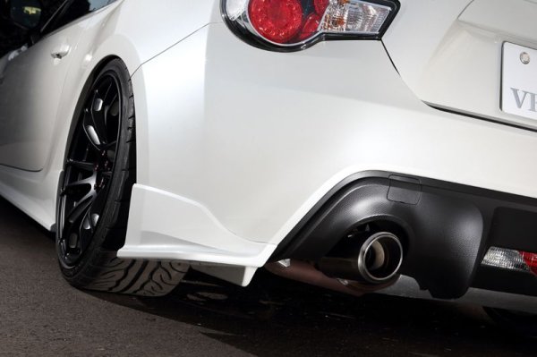 画像1: 【VERTEX】ZN6 86 (ハチロク)/ZC6 BRZ (ビーアールゼット) Rear protector（リヤプロテクター） (1)
