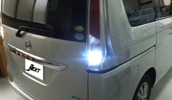 画像1: バックランプ用 LED バルブ T16 11W 2個セット (1)
