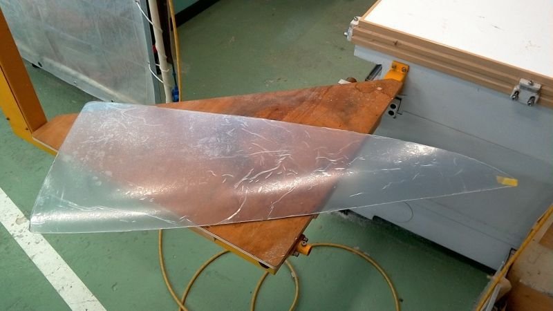 画像3: １８０ＳＸ用　両面耐候処理済ポリカーボネイト製リヤサイドガラス　片側（４ｍｍ厚） (3)