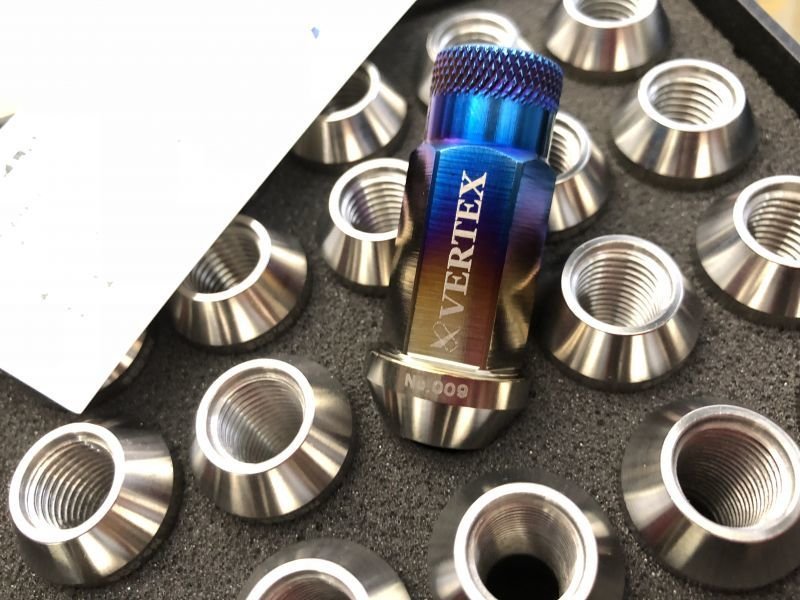 画像3: VERTEX 64 TITANIUM WHEEL NUTS（ヴェルテックス　６４チタンホイールナット）  (3)