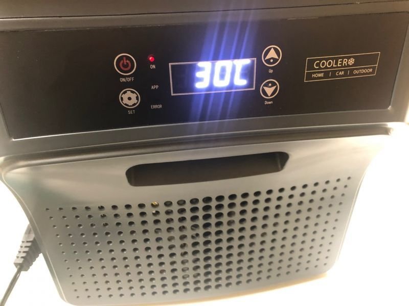 画像4: 【アウトドア・キャンプ・車中泊に！】車載用ポータブル冷凍冷蔵庫３２Ｌ／会員様特価あり (4)