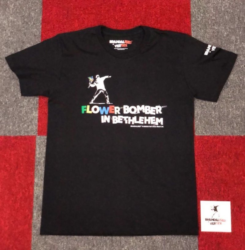 画像2: BRANDALISED x VERTEX  Flower Bomber Tee（花束を投げる男：バンクシーグラフティアート）　 (2)