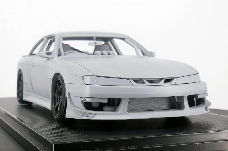 画像11: 【限定・超希少モデル】VERTEX RIDGE S14 SILVIA Pearl White with Engine／S14シルビア後期型エンジン付き（パールホワイト）ワイドボディ仕様（1/18 Scale） (11)