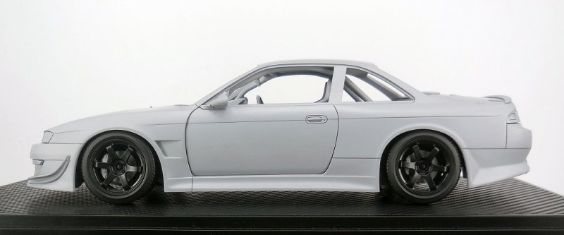 画像9: 【限定・超希少モデル】VERTEX RIDGE S14 SILVIA Pearl White with Engine／S14シルビア後期型エンジン付き（パールホワイト）ワイドボディ仕様（1/18 Scale） (9)