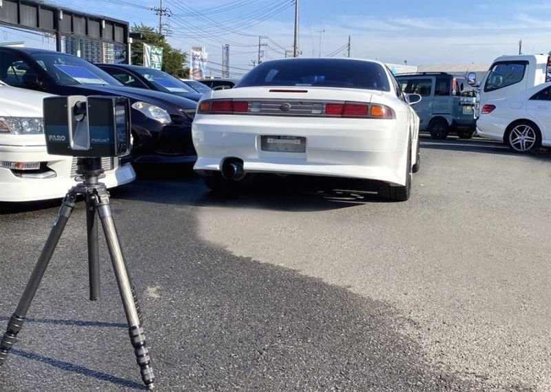 画像2: 【限定・超希少モデル】VERTEX RIDGE S14 SILVIA Pearl White with Engine／S14シルビア後期型エンジン付き（パールホワイト）ワイドボディ仕様（1/18 Scale）