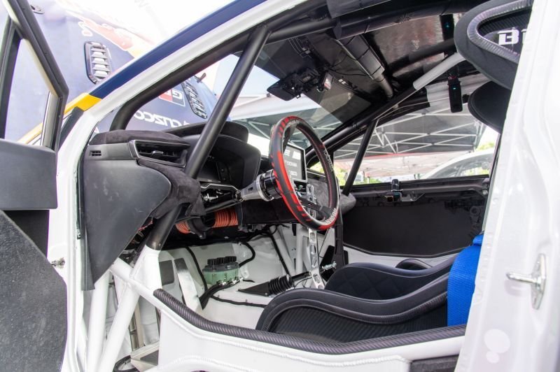 画像14: ADVAN x VERTEX STEERING V2 [世界限定1/300]／ヨコハマタイヤ アドバン　SUEDE（バックスキン）仕様  (14)