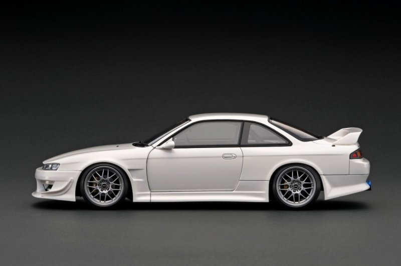画像3: VERTEX RIDGE S14 SILVIA  White／S14シルビア後期型（ホワイト）ワイドボディ仕様（1/18 Scale） (3)
