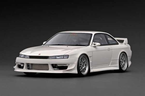 画像1: VERTEX RIDGE S14 SILVIA  White／S14シルビア後期型（ホワイト）ワイドボディ仕様（1/18 Scale） (1)