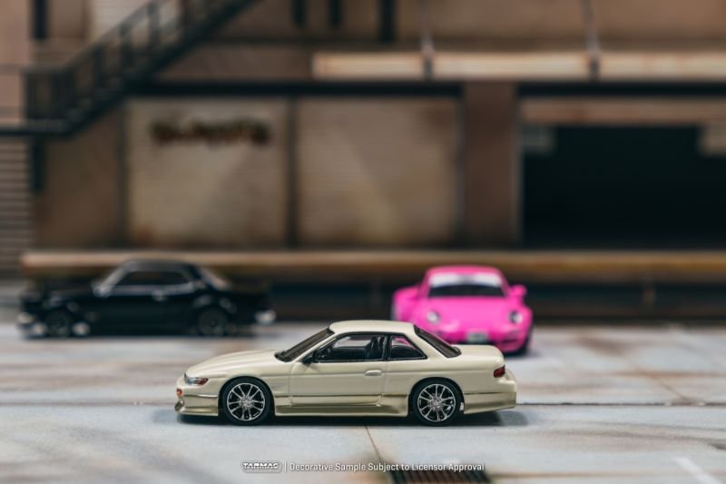 画像3: 1/64 VERTEX Nissan Silvia S13 White/Gold（ホワイト/ゴールド）TARMAC Works ダイキャスト (3)