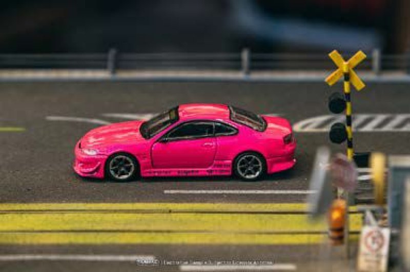 画像11: 【予約・限定】1/64 VERTEX  Nissan Silvia (S15) Pink Metallic) (T64G-023-PI)　TARMAC Works ダイキャスト (11)
