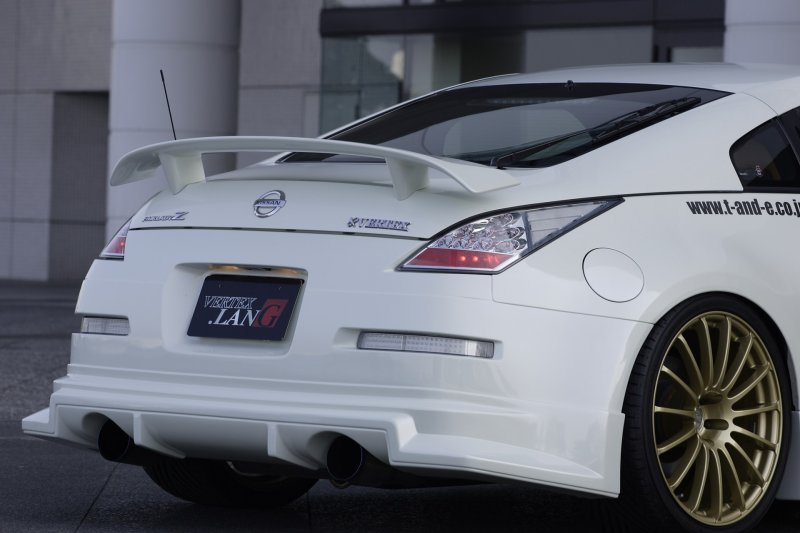 画像2: 【VERTEX LANG】Z33 FAIRLADY Z（フェアレディＺ）Rear Spoiler（リアスポイラー） (2)