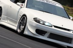 シルビア S15 ロケバニ風 フロントフェンダー左右セット シルビア S15 フロントフェンダー FRP 未塗装 左右セット 20ミリ