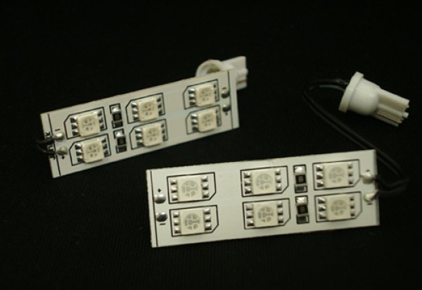 画像1: ＬＥＤカーテシイルミネーション（ドアランプ）／基盤交換タイプ／レクサス＆トヨタ (1)