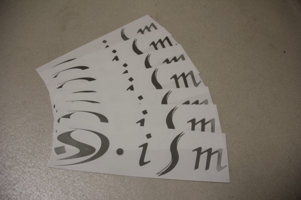 画像1: ・ｉｓｍ（イズム）ステッカー　クローム (1)