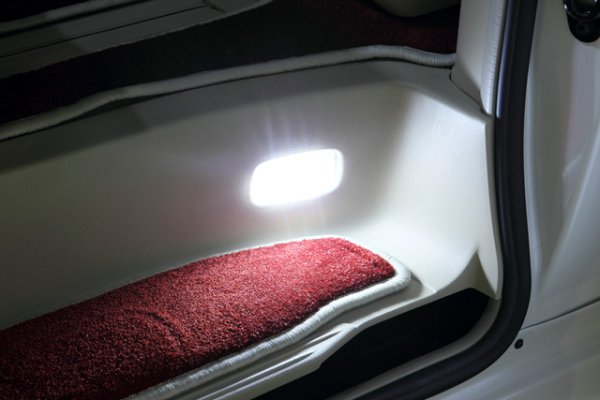 画像1: ＬＥＤステップイルミネーション　左右セット／Ｅ５１エルグランド（RO-02） (1)