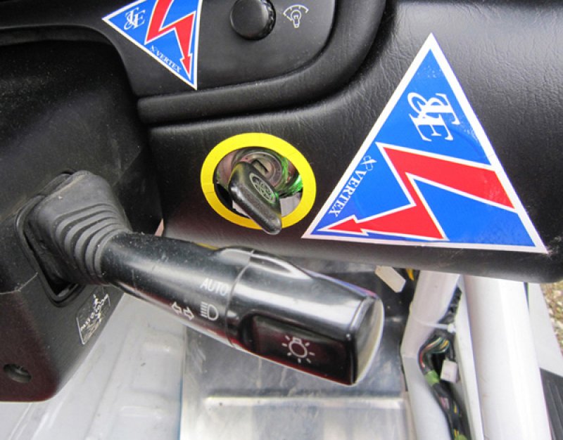 画像3: キルスイッチステッカー