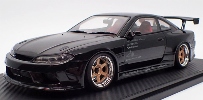 イグニッションモデル １／１８スケール VERTEX EDGE S15 SILVIA